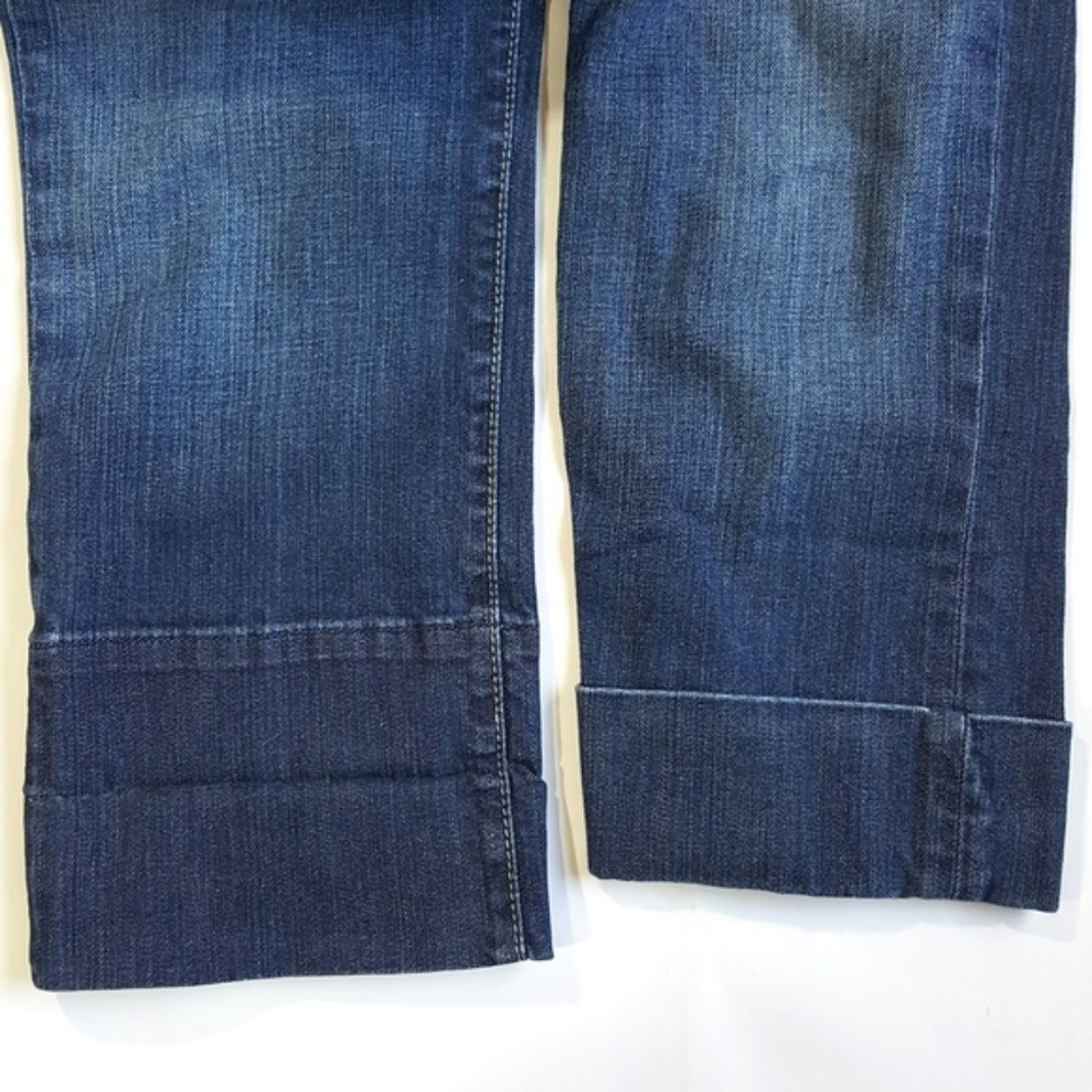 Joe’s Jeans Socialite Kicker Kennedy Wash Capris - Picture 4 of 7